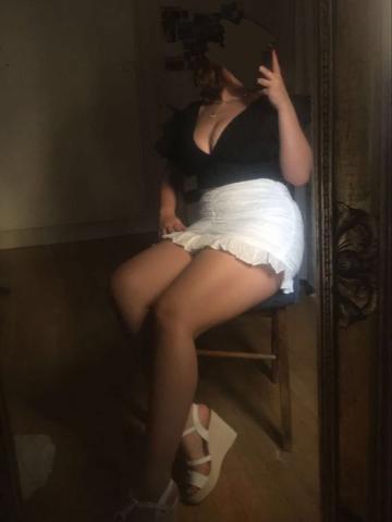 Алла Сексуальная Шатенка фото 2